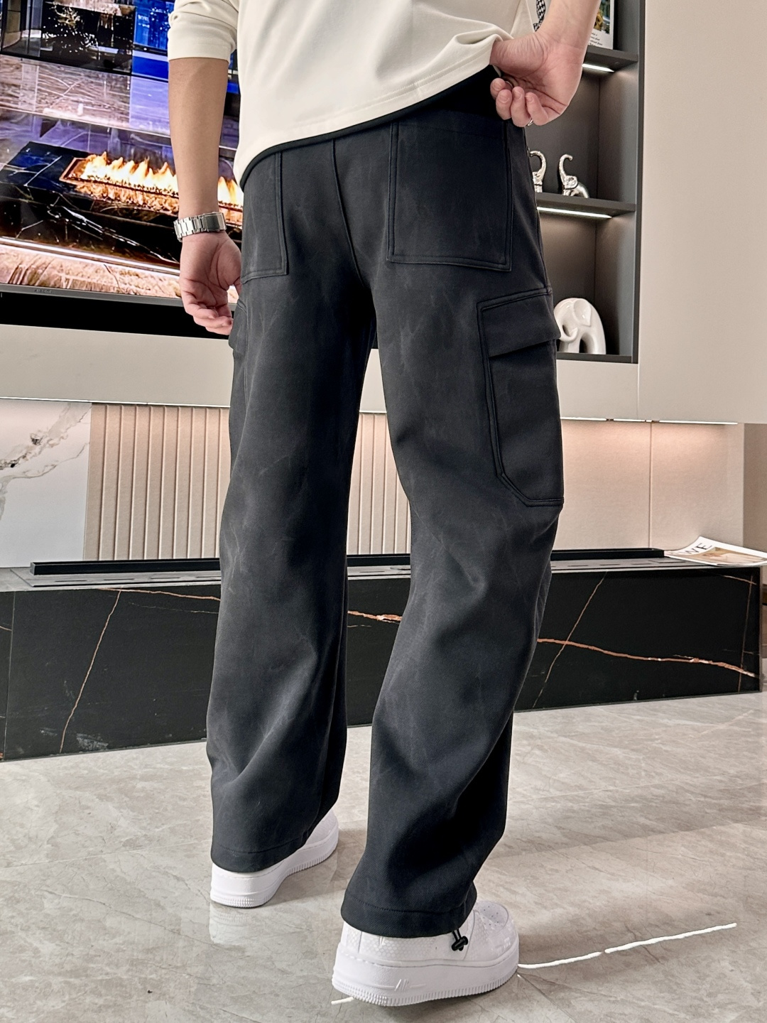 始祖鸟 2025秋冬最新系列男士加厚休闲裤！内里加绒，非常保暖，北方的宝子们赶紧备上！采用客供弹力柔棉材