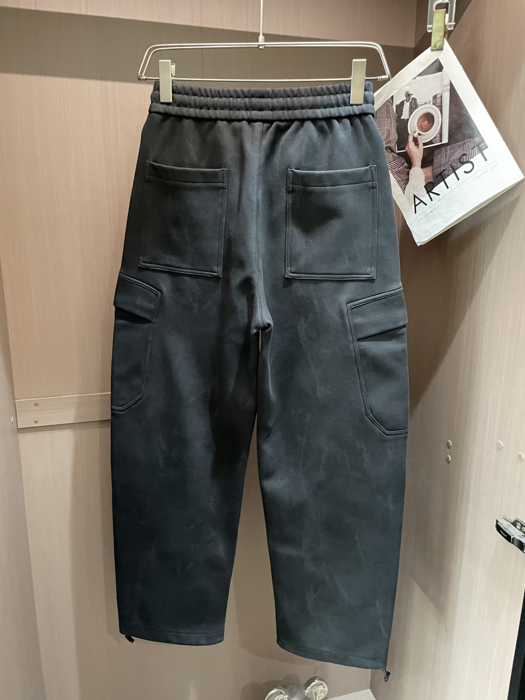 始祖鸟 2025秋冬最新系列男士加厚休闲裤！内里加绒，非常保暖，北方的宝子们赶紧备上！采用客供弹力柔棉材