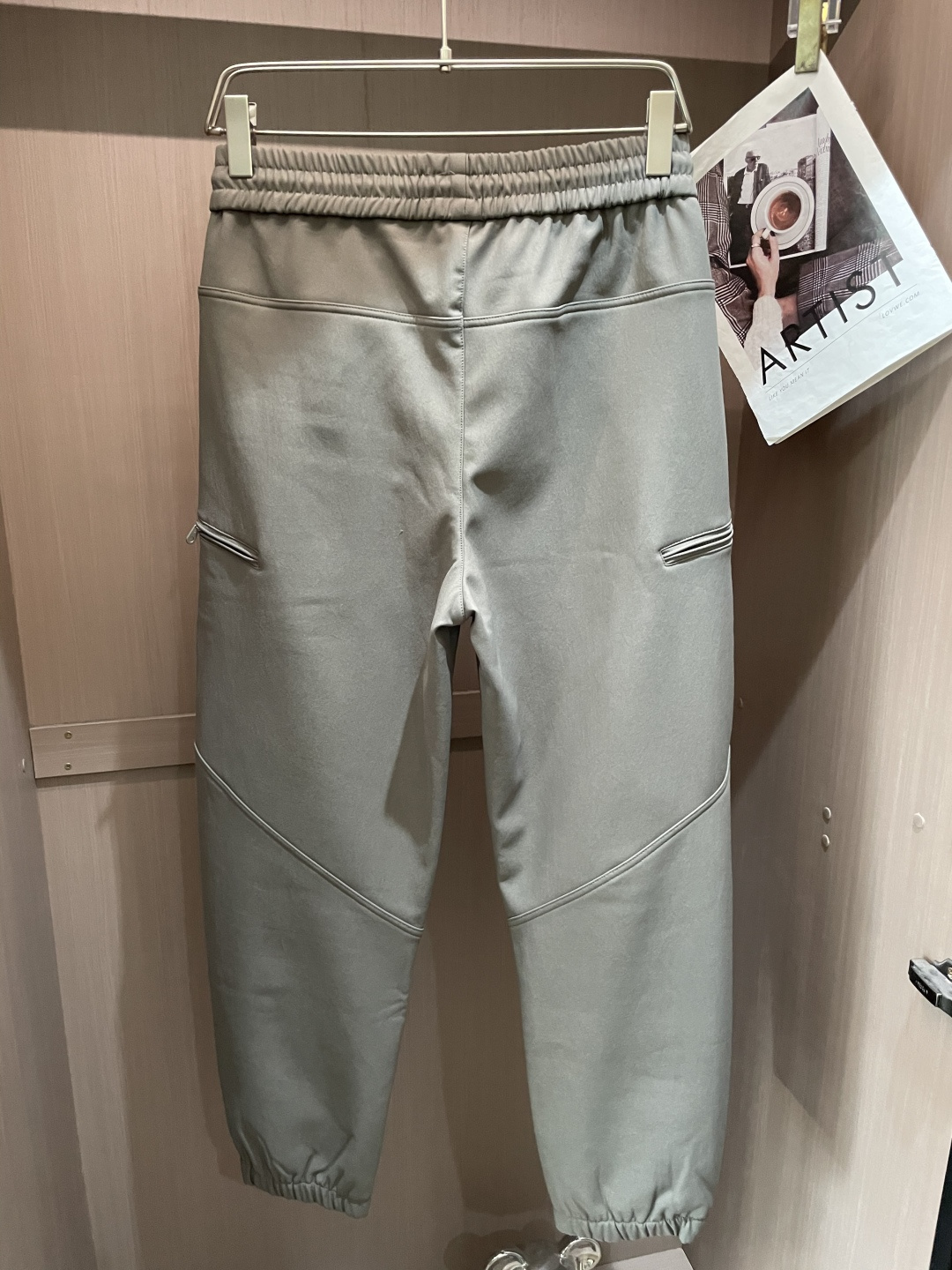 始祖鸟 2025秋冬最新系列男士加厚休闲裤！内里加绒，非常保暖，北方的宝子们赶紧备上！采用客供弹力柔棉材