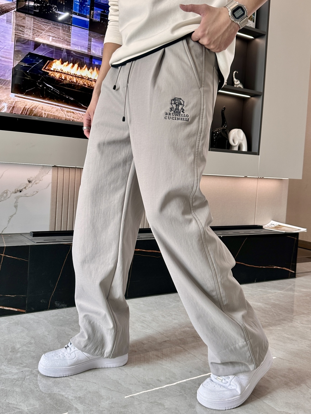 BC 2025秋冬最新系列男士加厚休闲裤！内里加绒，非常保暖，北方的宝子们赶紧备上！采用客供弹力柔棉材质