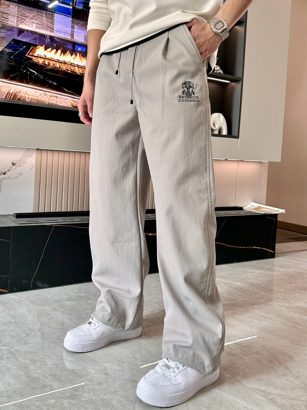 BC 2025秋冬最新系列男士加厚休闲裤！内里加绒，非常保暖，北方的宝子们赶紧备上！采用客供弹力柔棉材质