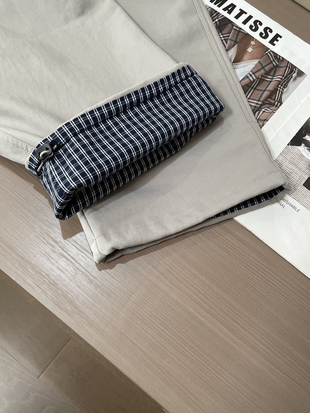 BC 2025秋冬最新系列男士加厚休闲裤！内里加绒，非常保暖，北方的宝子们赶紧备上！采用客供弹力柔棉材质