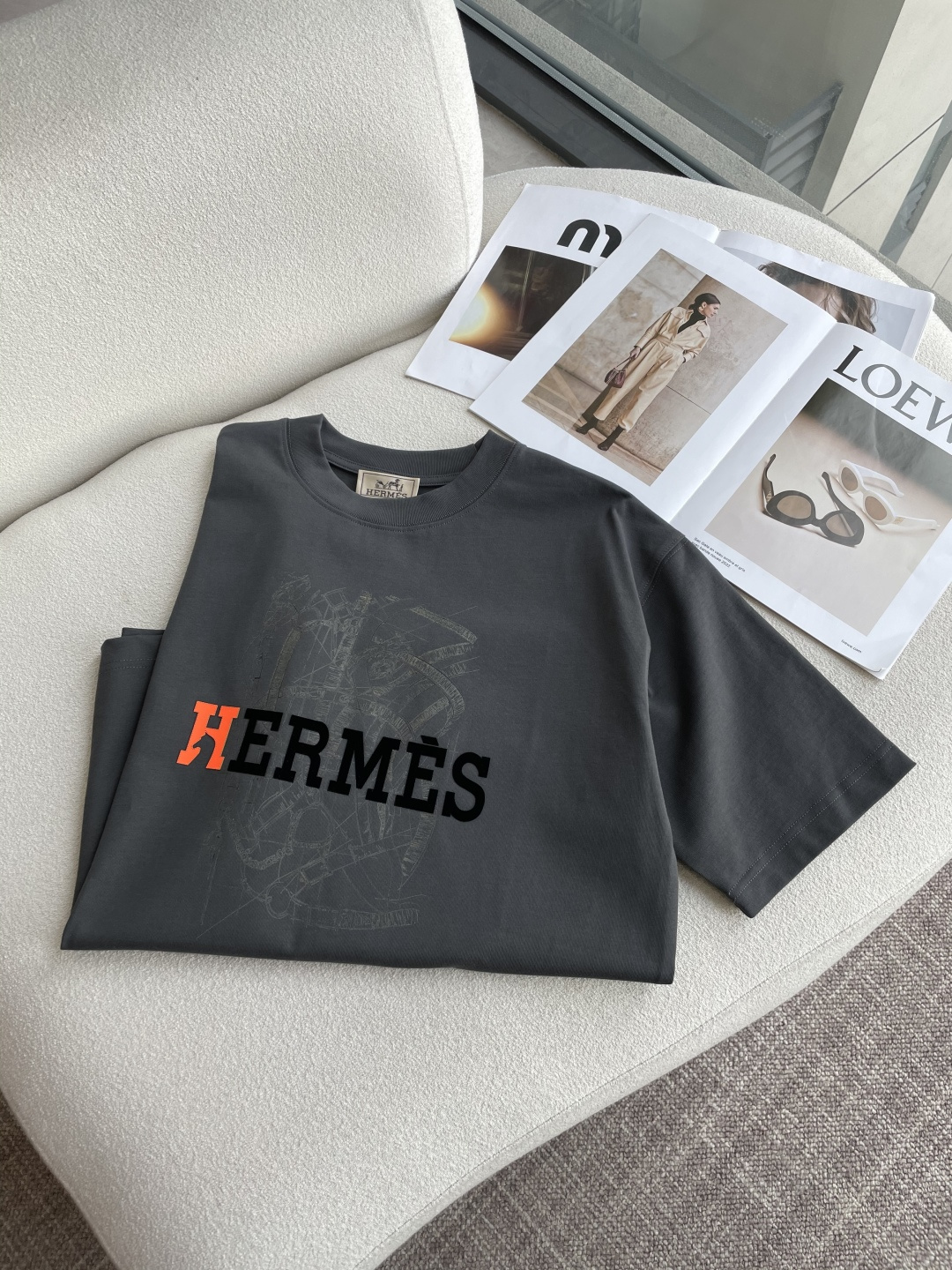 爱🐎仕2026春夏款/官网同步面料采用重磅纯棉精梳棉面料，OS宽松版型，上身版型超正！日常百搭，衣橱必备