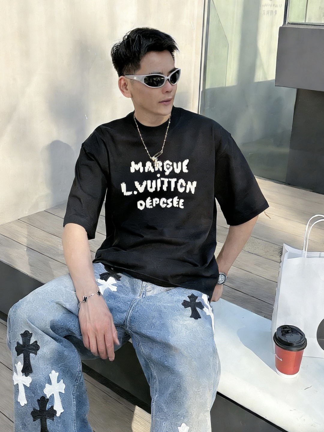 Lv/新年限定款2026春夏款/官网同步面料采用重磅纯棉精梳棉面料，OS宽松版型，上身版型超正！日常百搭