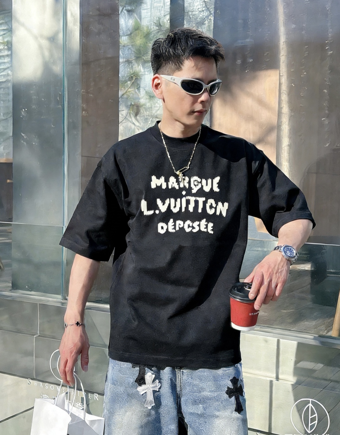 Lv/新年限定款2026春夏款/官网同步面料采用重磅纯棉精梳棉面料，OS宽松版型，上身版型超正！日常百搭