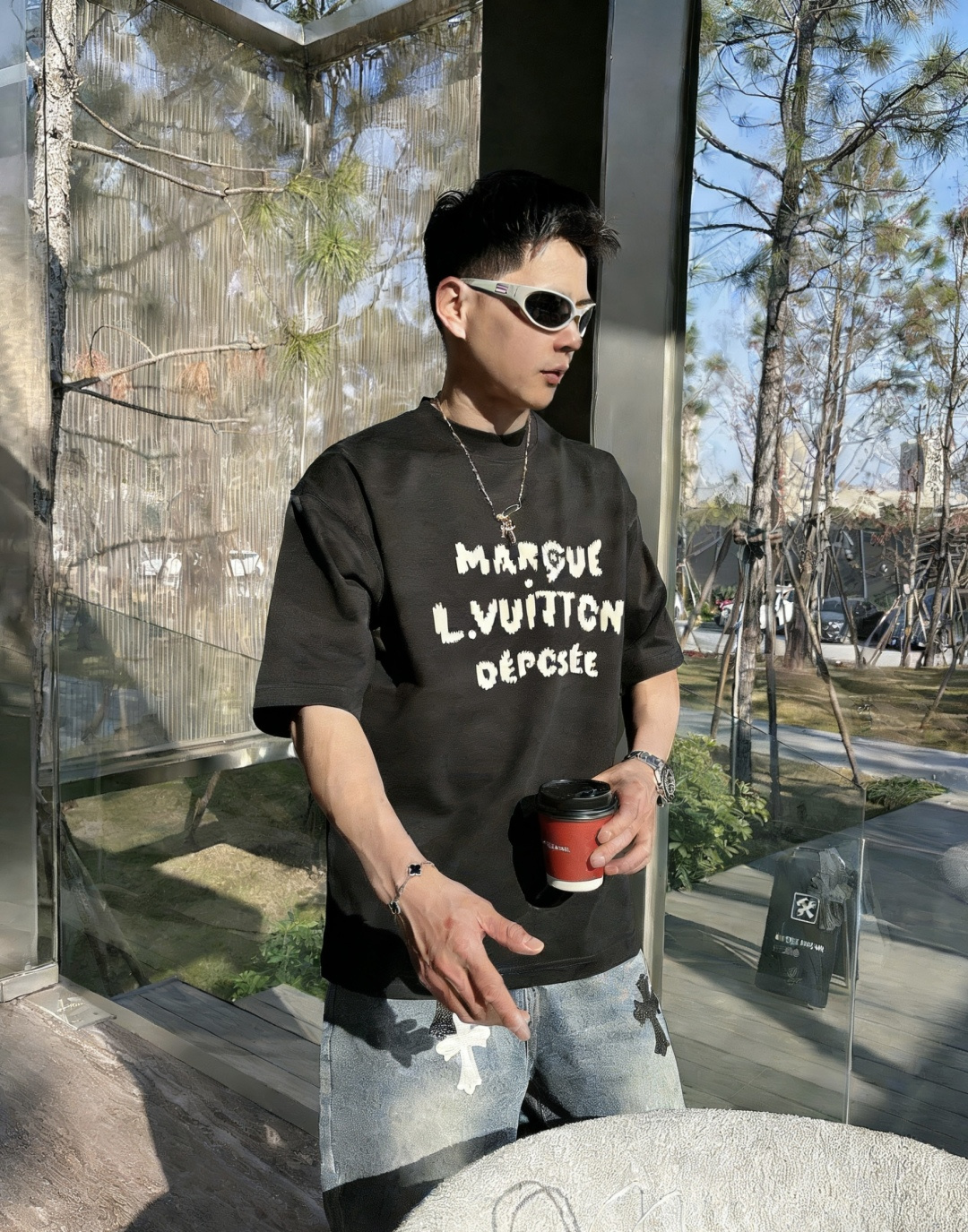 Lv/新年限定款2026春夏款/官网同步面料采用重磅纯棉精梳棉面料，OS宽松版型，上身版型超正！日常百搭