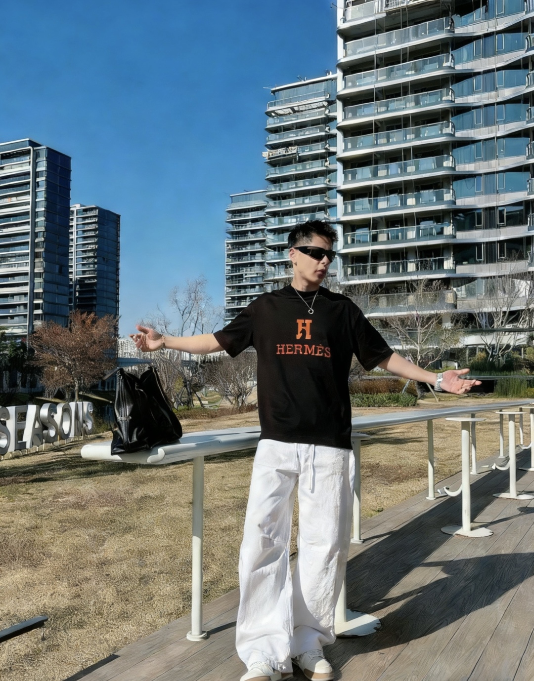 爱🐎仕/新年限定款2026春夏款/官网同步面料采用重磅纯棉精梳棉面料，OS宽松版型，上身版型超正！日常百