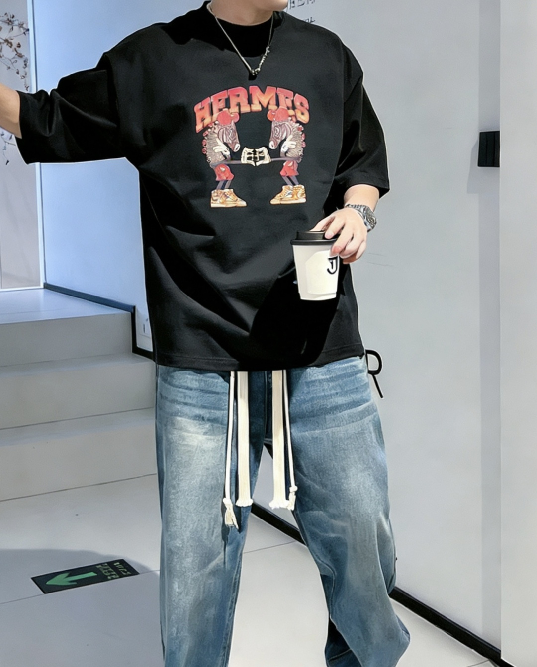 爱🐎仕/新年限定款2026春夏款/官网同步面料采用重磅纯棉精梳棉面料，OS宽松版型，上身版型超正！日常百