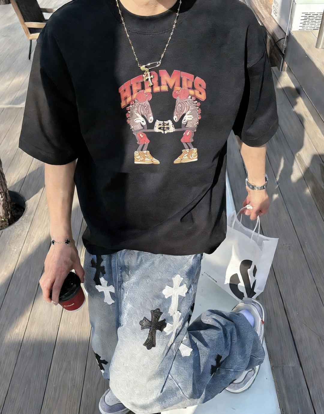 爱🐎仕/新年限定款2026春夏款/官网同步面料采用重磅纯棉精梳棉面料，OS宽松版型，上身版型超正！日常百