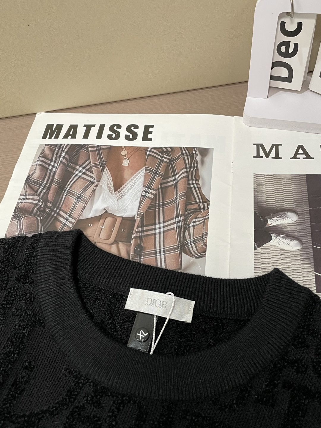 Dior 重磅推荐！2025aw秋冬新款 专柜同步 时尚经典基础款针织衫 秋冬必备款 采用针织衫加厚毛衣