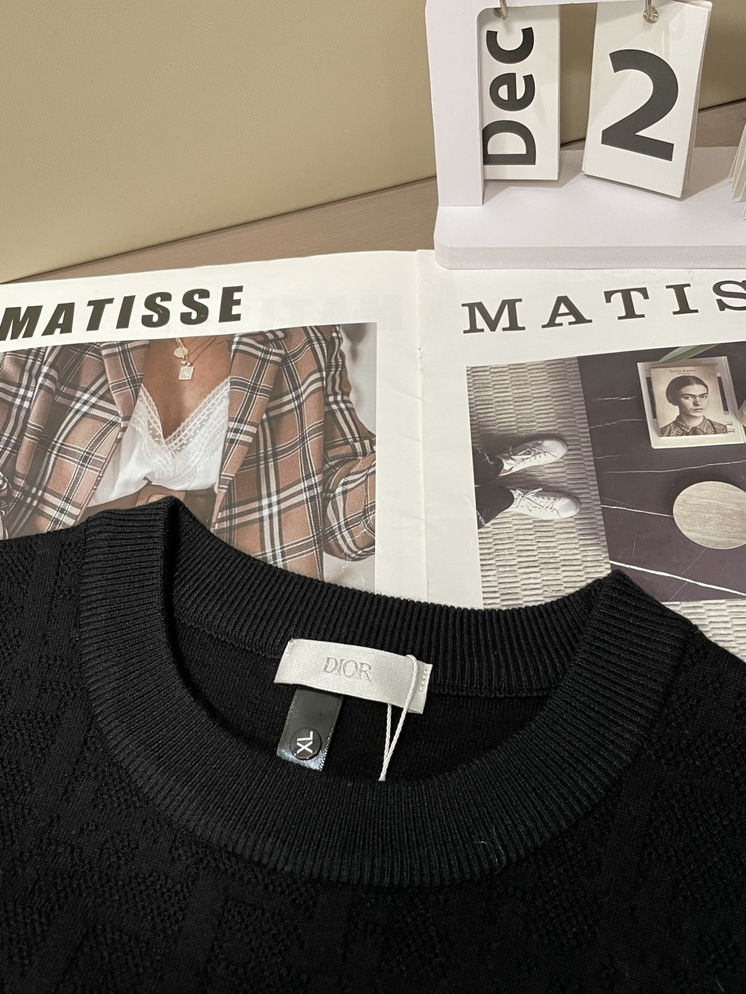 Dior 重磅推荐！2025aw秋冬新款 专柜同步 时尚经典基础款针织衫 秋冬必备款 采用针织衫加厚毛衣