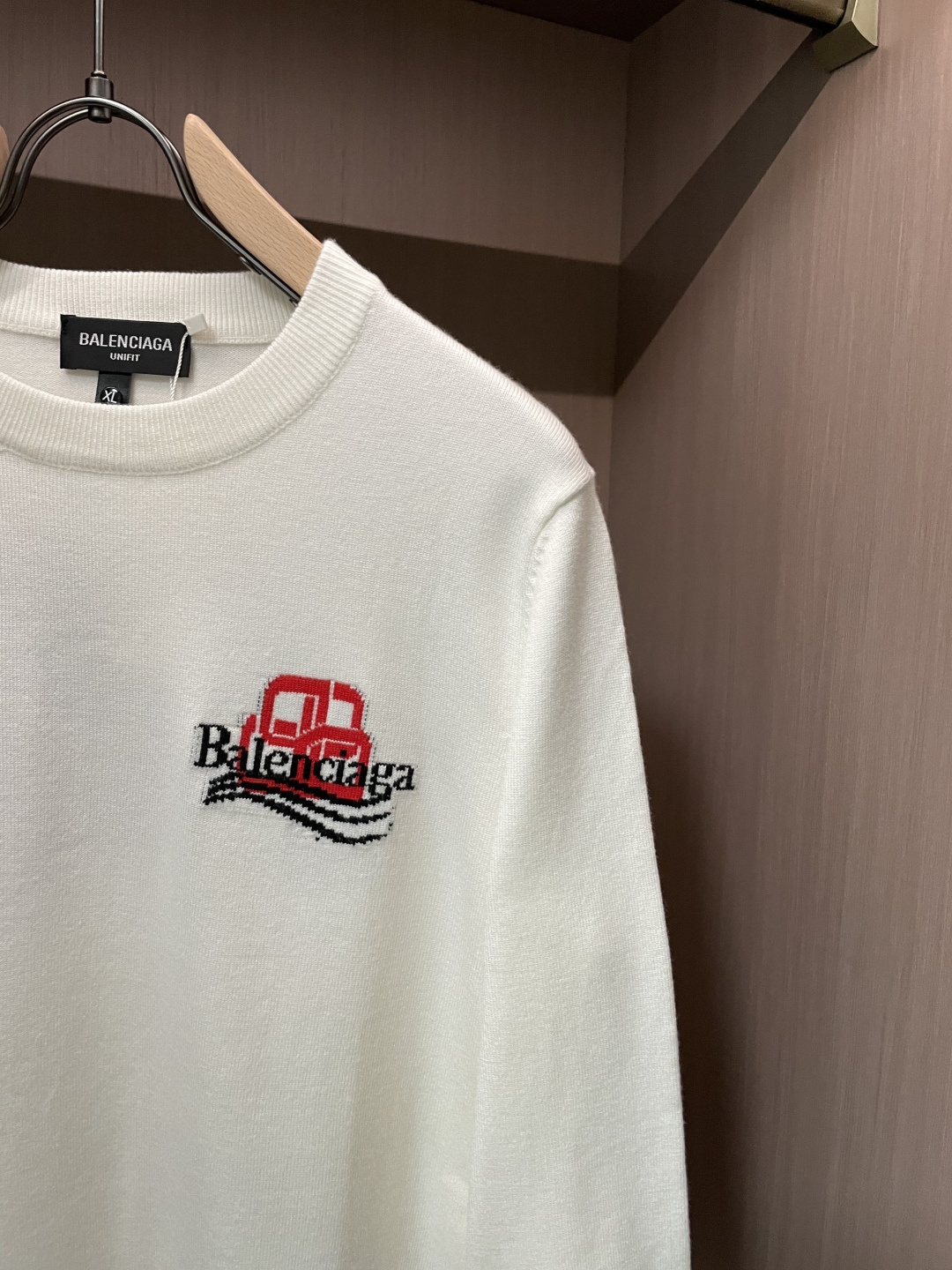 巴黎世家 重磅推荐！2025aw秋冬新款 专柜同步 时尚经典基础款针织衫 秋冬必备款 采用针织衫加厚毛衣