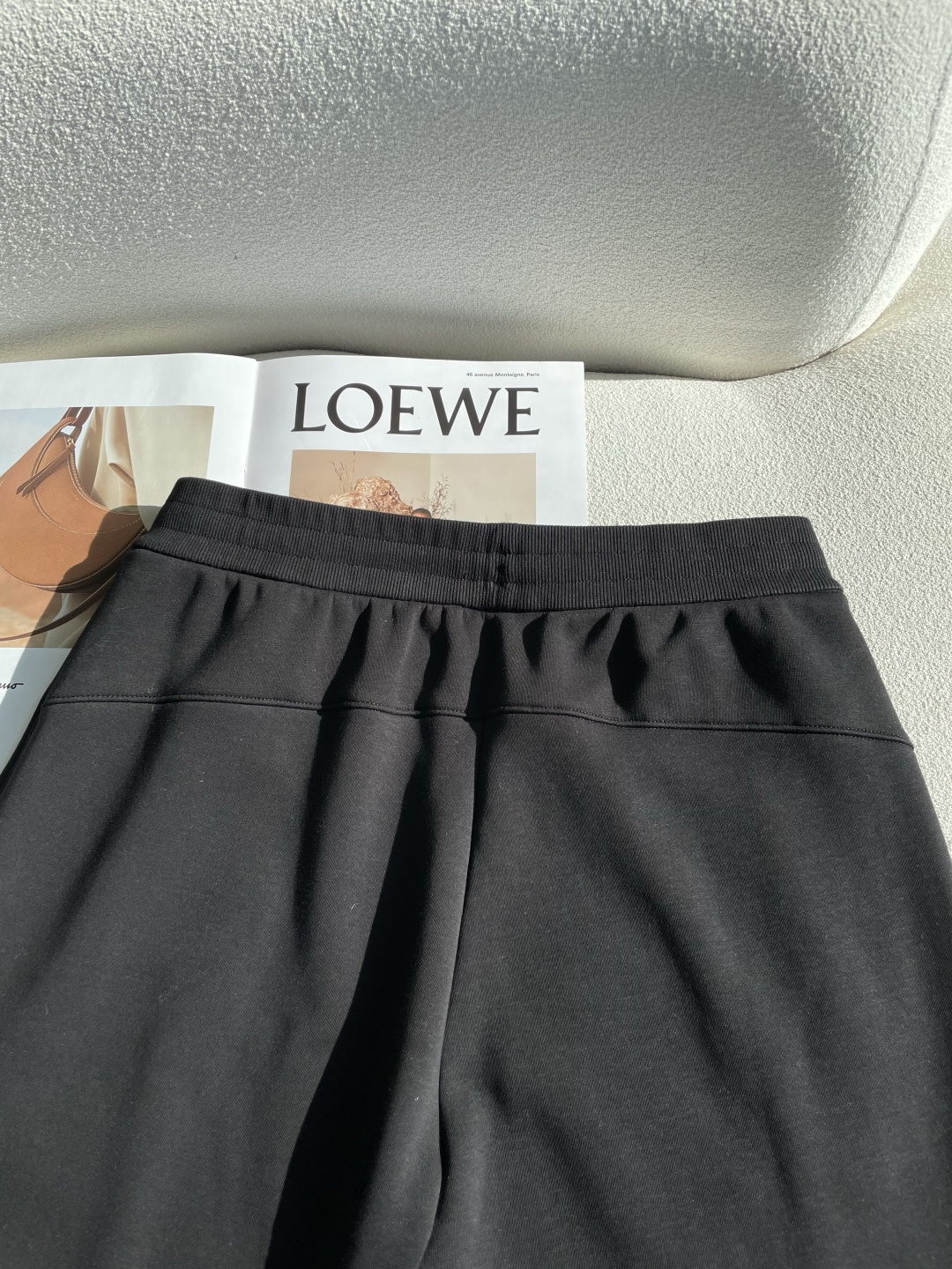 加拿大鹅 2025秋冬最新休闲裤 加厚款 日常必备 版型超赞，能很好的修复各种腿型，非常个性！柔软排汗，