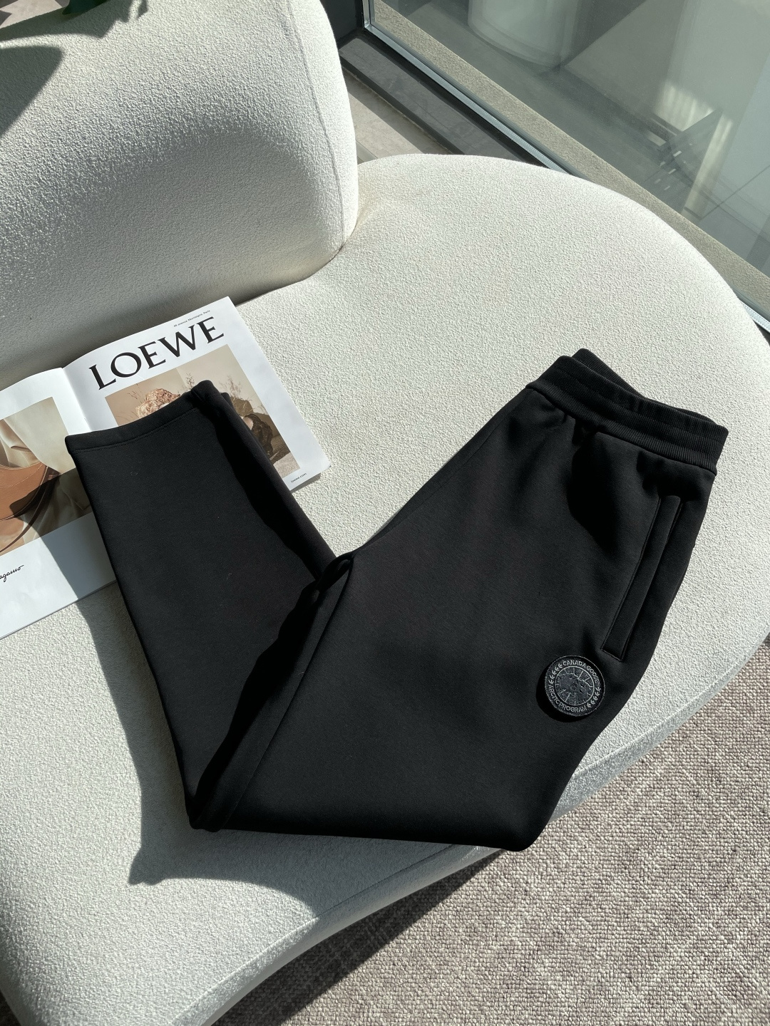 加拿大鹅 2025秋冬最新休闲裤 加厚款 日常必备 版型超赞，能很好的修复各种腿型，非常个性！柔软排汗，