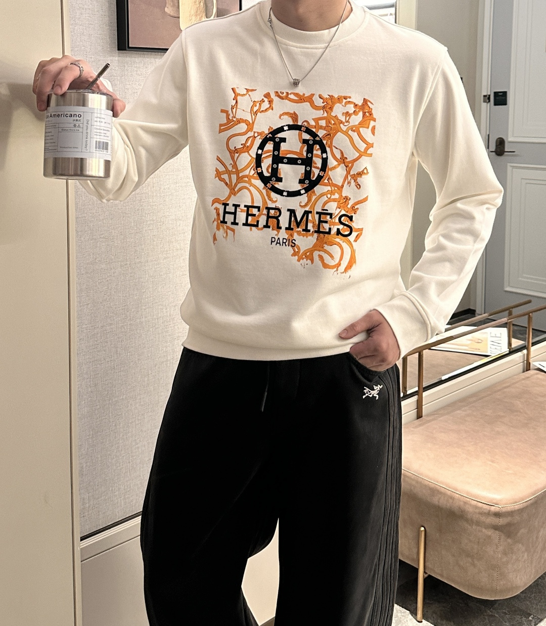 爱🐎仕 /2025秋冬新品 定制顶级卫衣棉，面料特别有质感，冬季必备单品，保暖性好。男女通穿，细节到位，