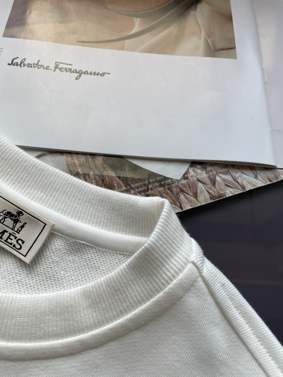 爱🐎仕 /2025秋冬新品 定制顶级卫衣棉，面料特别有质感，冬季必备单品，保暖性好。男女通穿，细节到位，