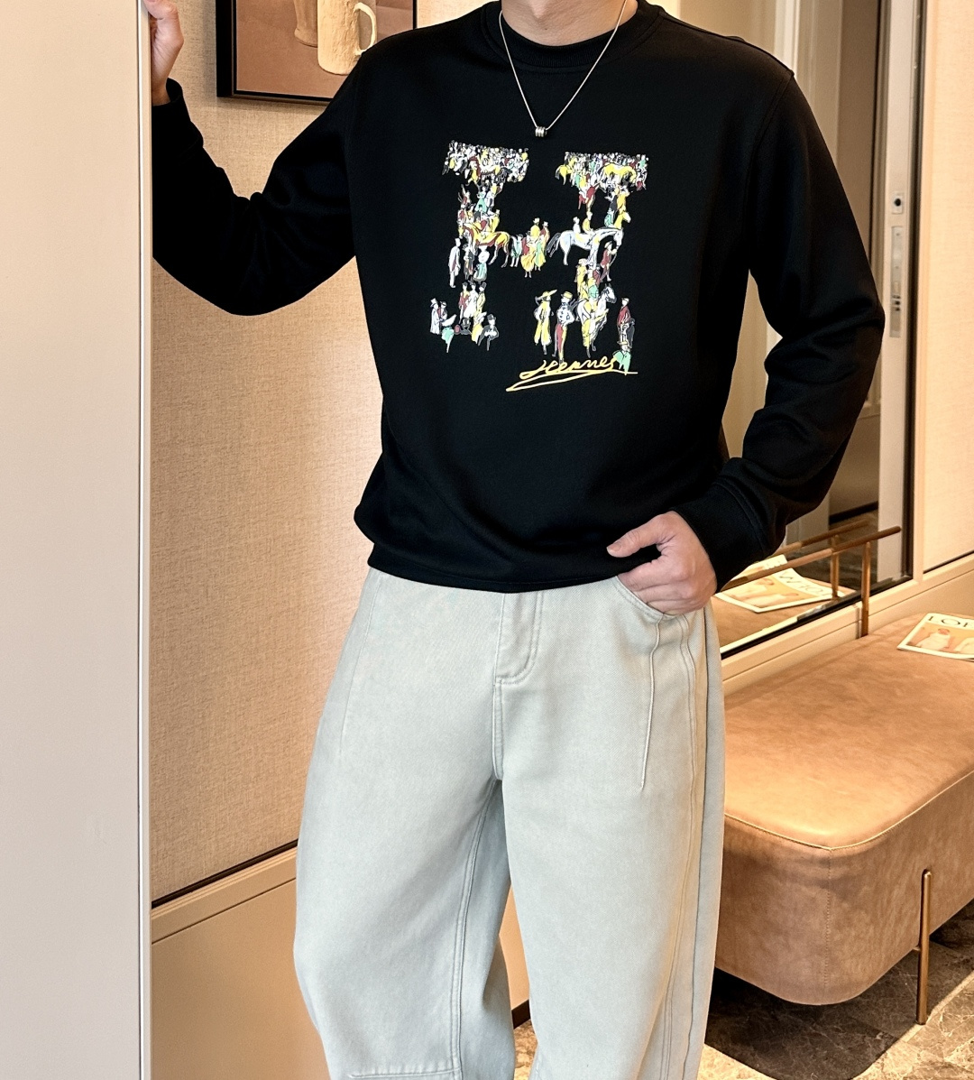 爱🐎仕 /2025秋冬新品 定制顶级卫衣棉，面料特别有质感，冬季必备单品，保暖性好。男女通穿，细节到位，