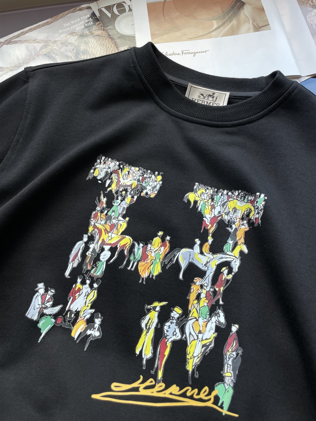 爱🐎仕 /2025秋冬新品 定制顶级卫衣棉，面料特别有质感，冬季必备单品，保暖性好。男女通穿，细节到位，