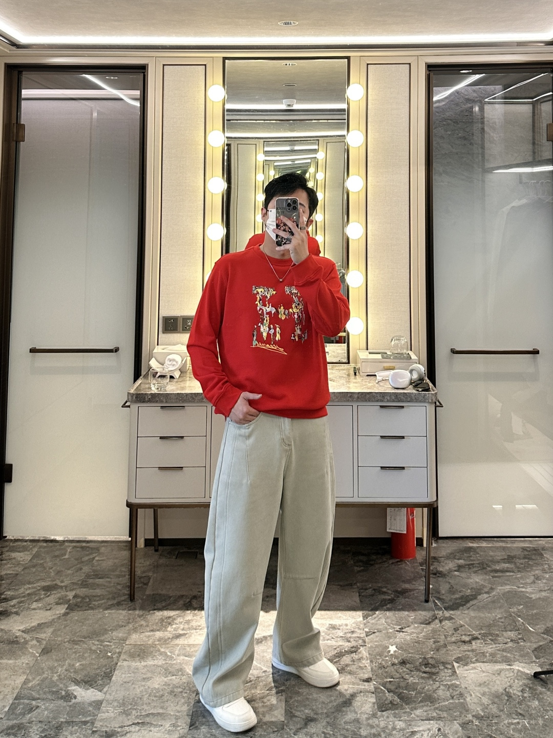 爱🐎仕 /2025秋冬新品 定制顶级卫衣棉，面料特别有质感，冬季必备单品，保暖性好。男女通穿，细节到位，