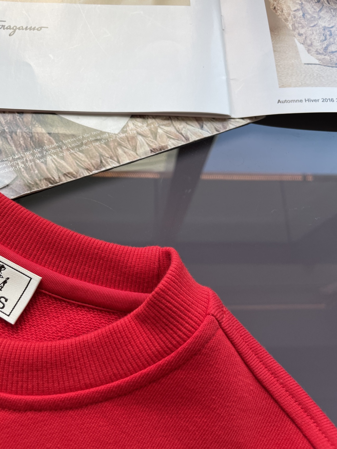 爱🐎仕 /2025秋冬新品 定制顶级卫衣棉，面料特别有质感，冬季必备单品，保暖性好。男女通穿，细节到位，