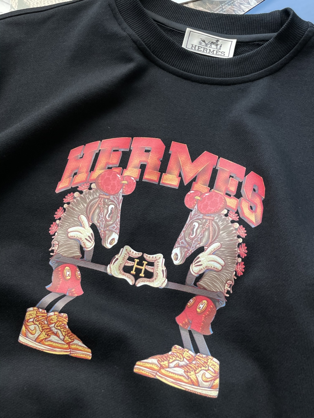 爱🐎仕 /2025秋冬新品 定制顶级卫衣棉，面料特别有质感，冬季必备单品，保暖性好。男女通穿，细节到位，