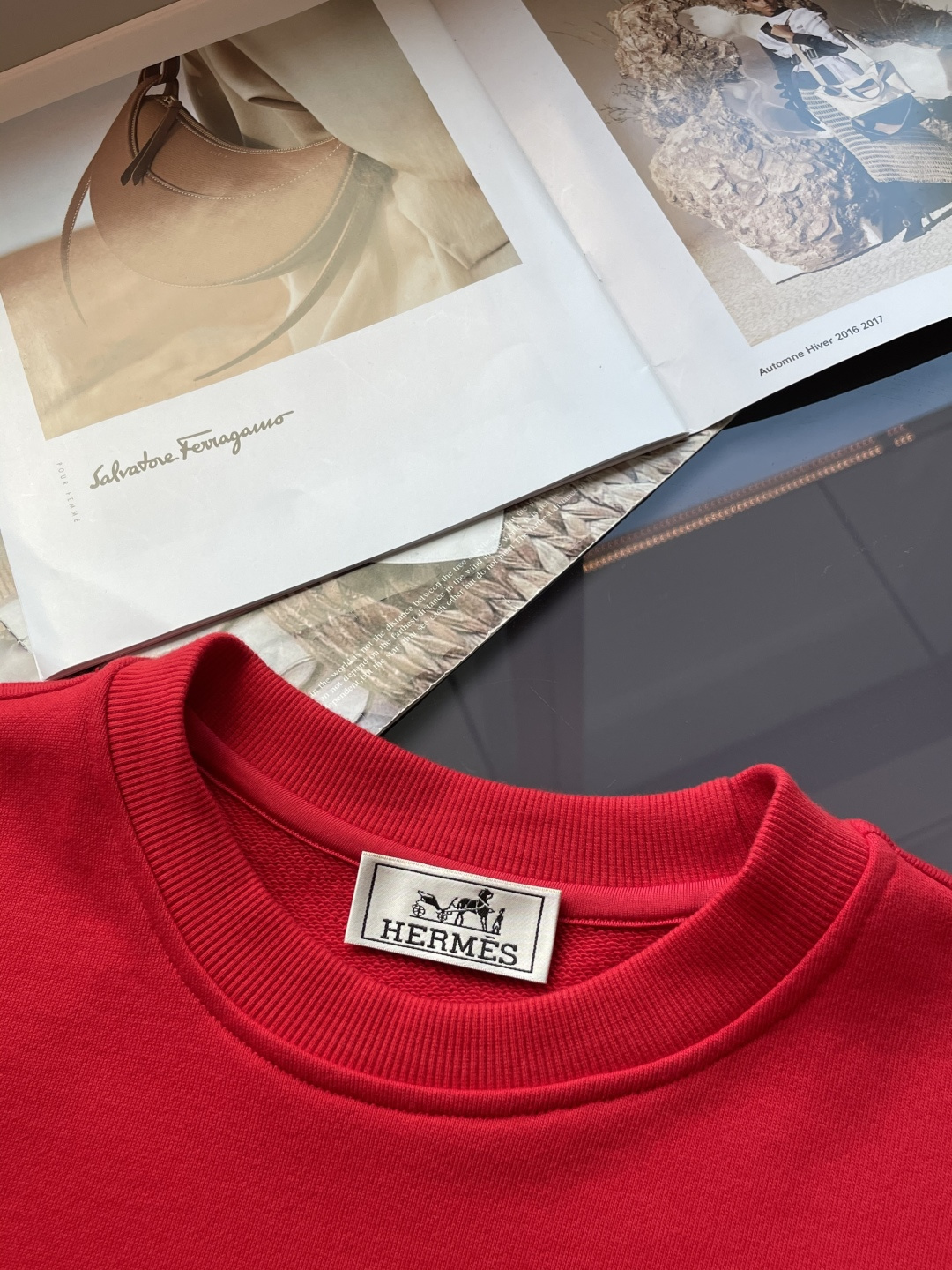 爱🐎仕 /2025秋冬新品 定制顶级卫衣棉，面料特别有质感，冬季必备单品，保暖性好。男女通穿，细节到位，