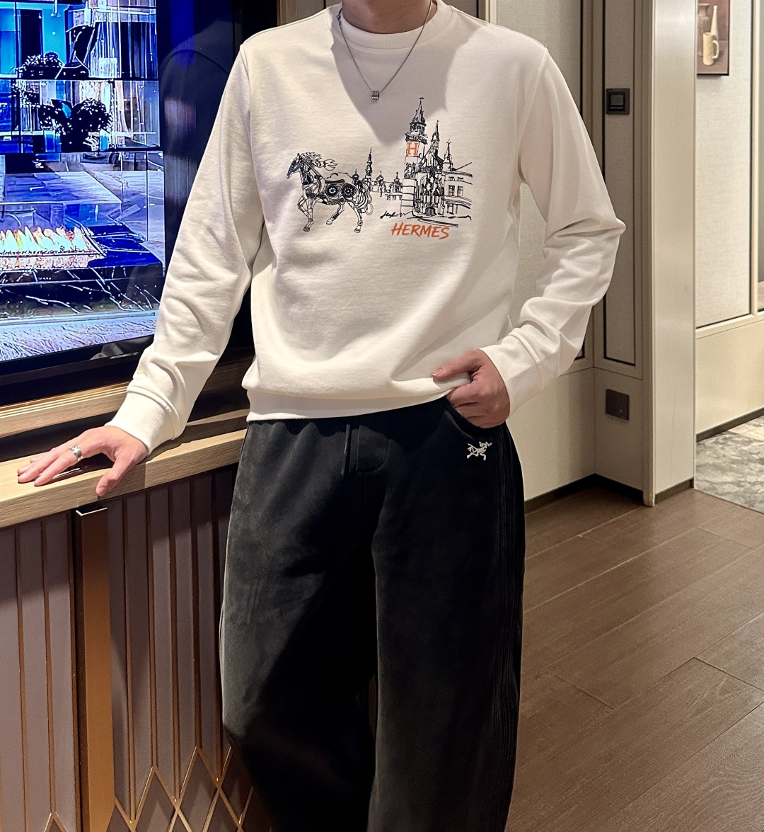 爱🐎仕 /2025秋冬新品 定制顶级卫衣棉，面料特别有质感，冬季必备单品，保暖性好。男女通穿，细节到位，