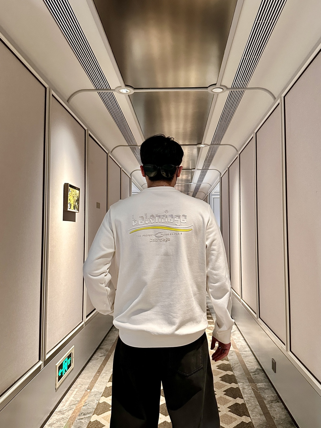 巴黎世家 /2025秋冬新品 定制顶级卫衣棉，面料特别有质感，冬季必备单品，保暖性好。男女通穿，细节到位