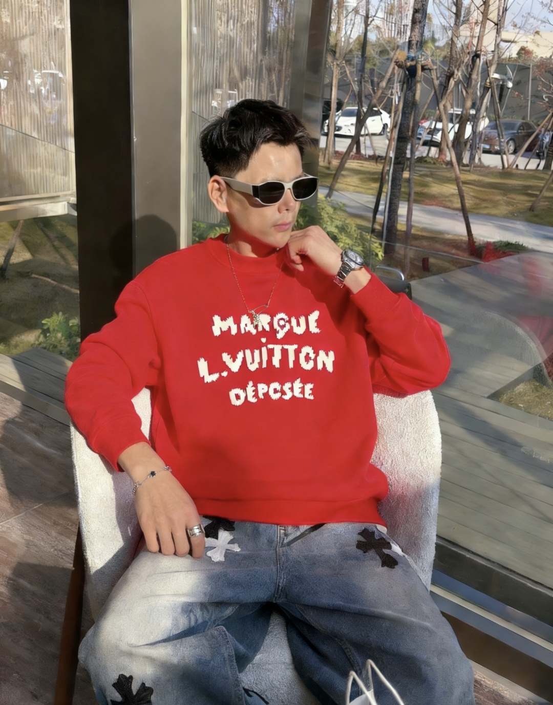 Lv /2025秋冬新品 定制顶级卫衣棉，面料特别有质感，冬季必备单品，保暖性好。男女通穿，细节到位，版