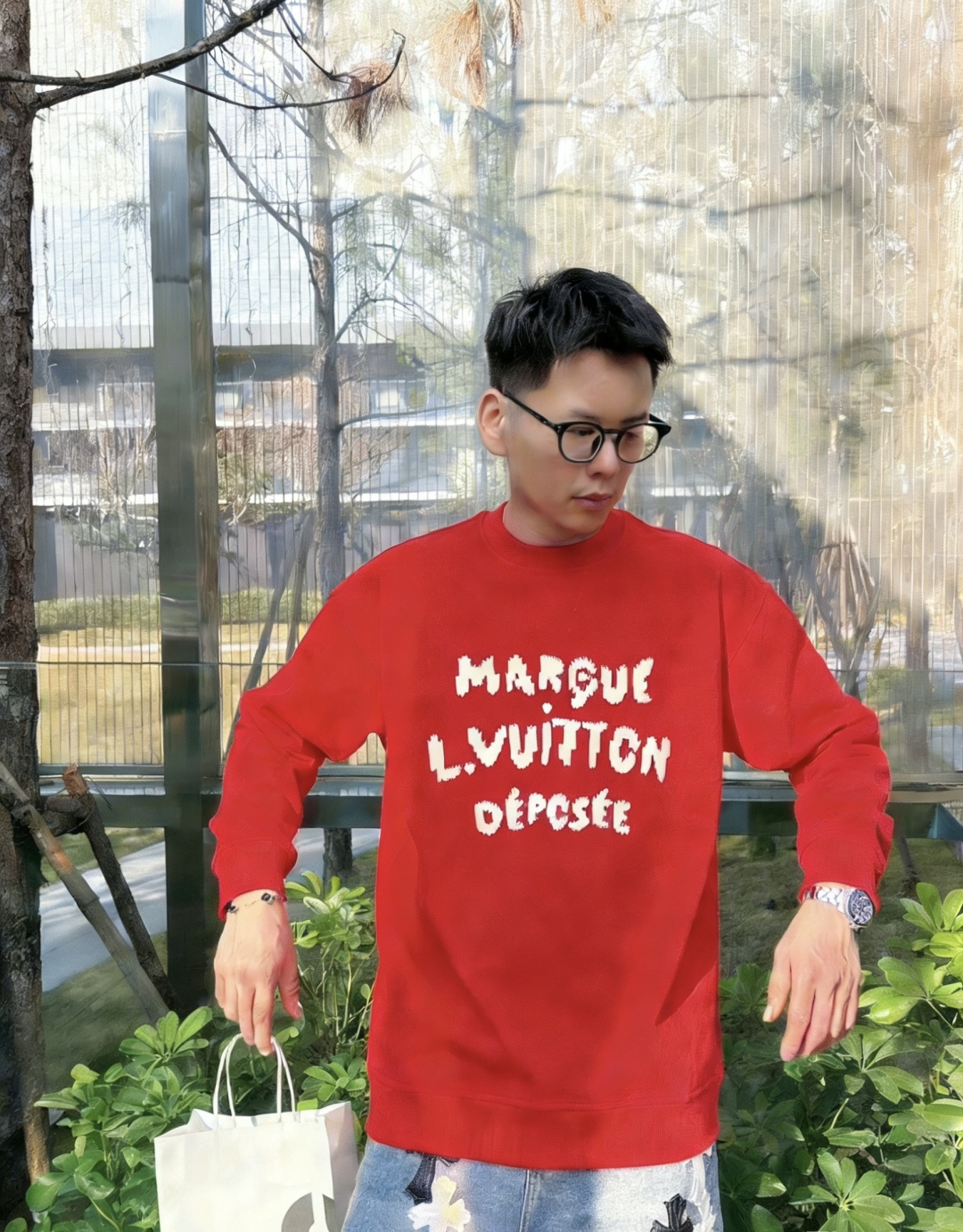 Lv /2025秋冬新品 定制顶级卫衣棉，面料特别有质感，冬季必备单品，保暖性好。男女通穿，细节到位，版