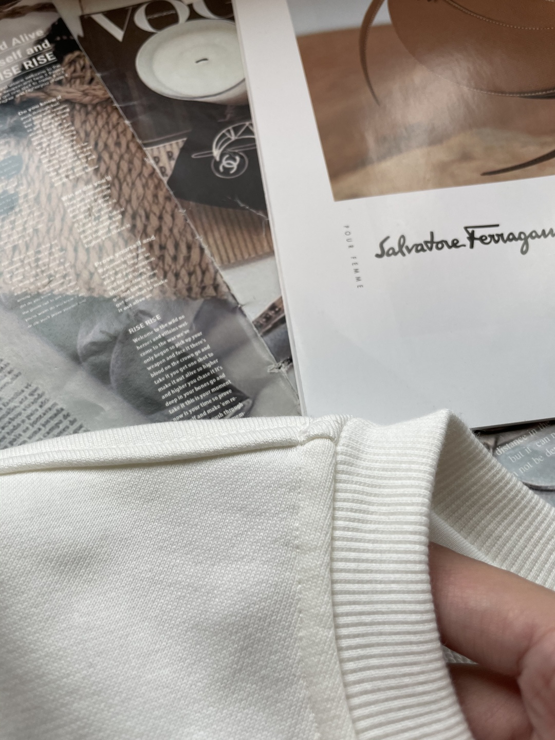 蒙口 /2025秋冬新品 定制顶级卫衣棉，面料特别有质感，冬季必备单品，保暖性好。男女通穿，细节到位，版