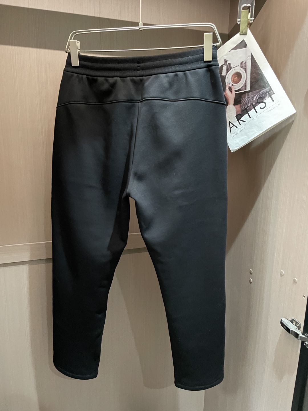 🌾 拉夫劳伦 2025秋冬最新休闲裤 加厚款 日常必备 版型超赞，能很好的修复各种腿型，非常个性！柔软排