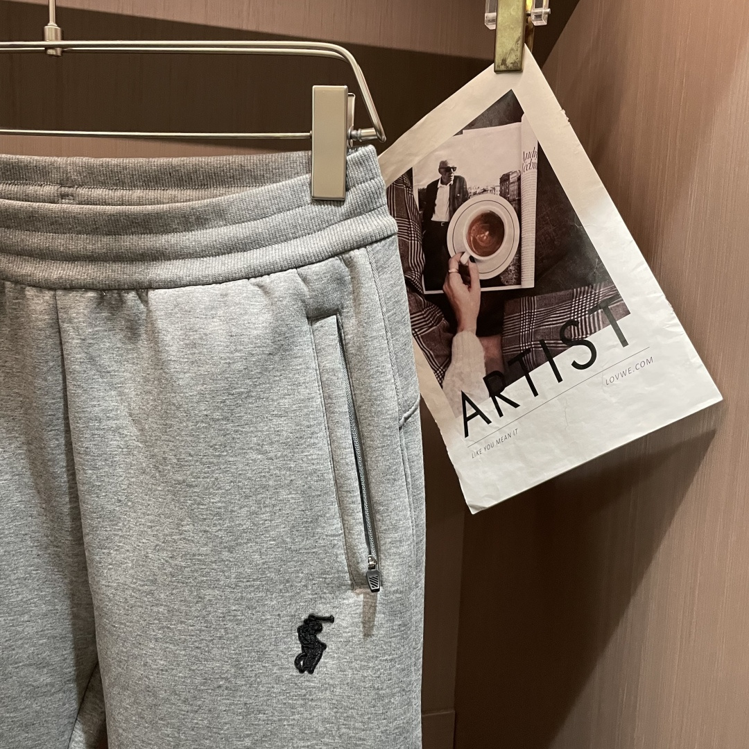 🌾 拉夫劳伦 2025秋冬最新休闲裤 加厚款 日常必备 版型超赞，能很好的修复各种腿型，非常个性！柔软排