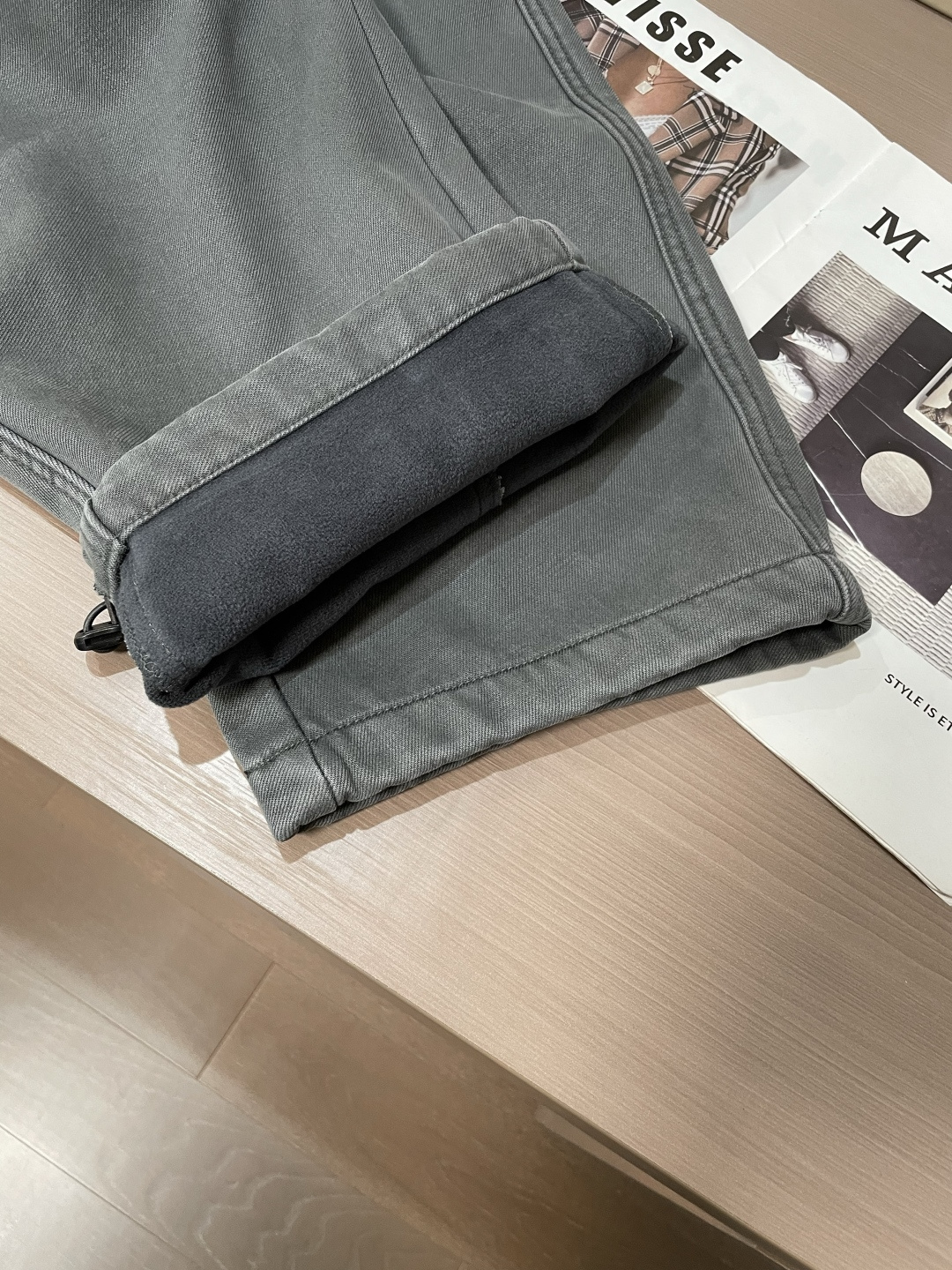 🌾始祖鸟 2025秋冬最新系列男士加厚休闲裤！内里加绒，非常保暖，北方的宝子们赶紧备上！采用客供弹力柔棉