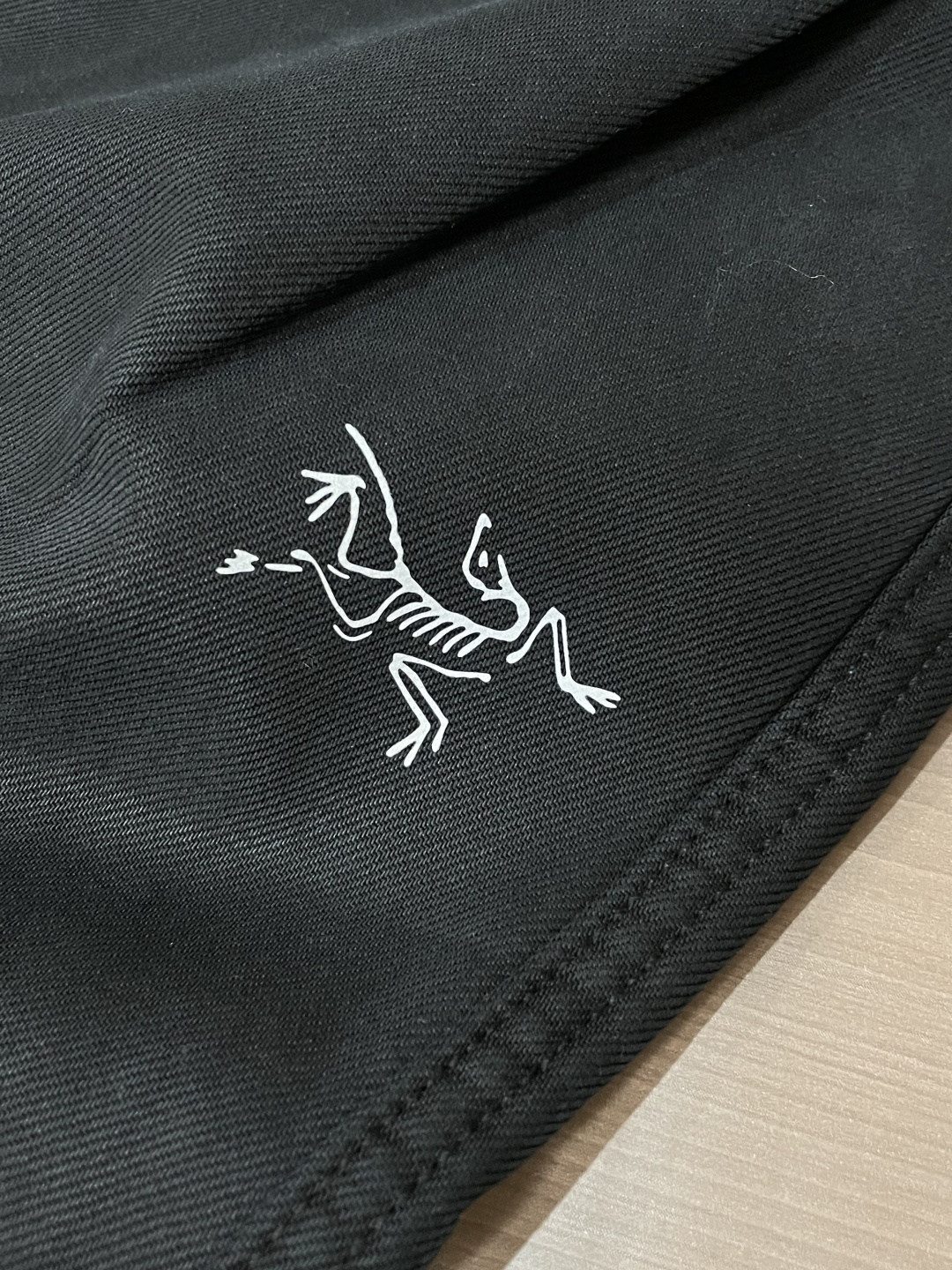 🌾始祖鸟 2025秋冬最新系列男士加厚休闲裤！内里加绒，非常保暖，北方的宝子们赶紧备上！采用客供弹力柔棉