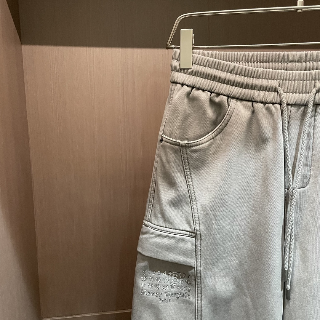 🌾马吉拉 2025秋冬最新系列男士加厚休闲裤！内里加绒，非常保暖，北方的宝子们赶紧备上！采用客供弹力柔棉