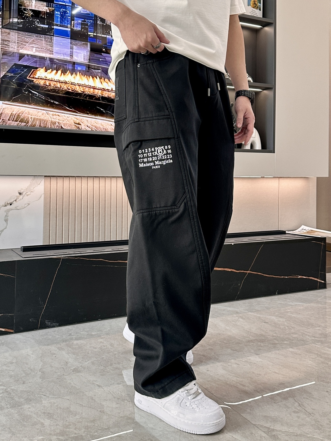 🌾马吉拉 2025秋冬最新系列男士加厚休闲裤！内里加绒，非常保暖，北方的宝子们赶紧备上！采用客供弹力柔棉