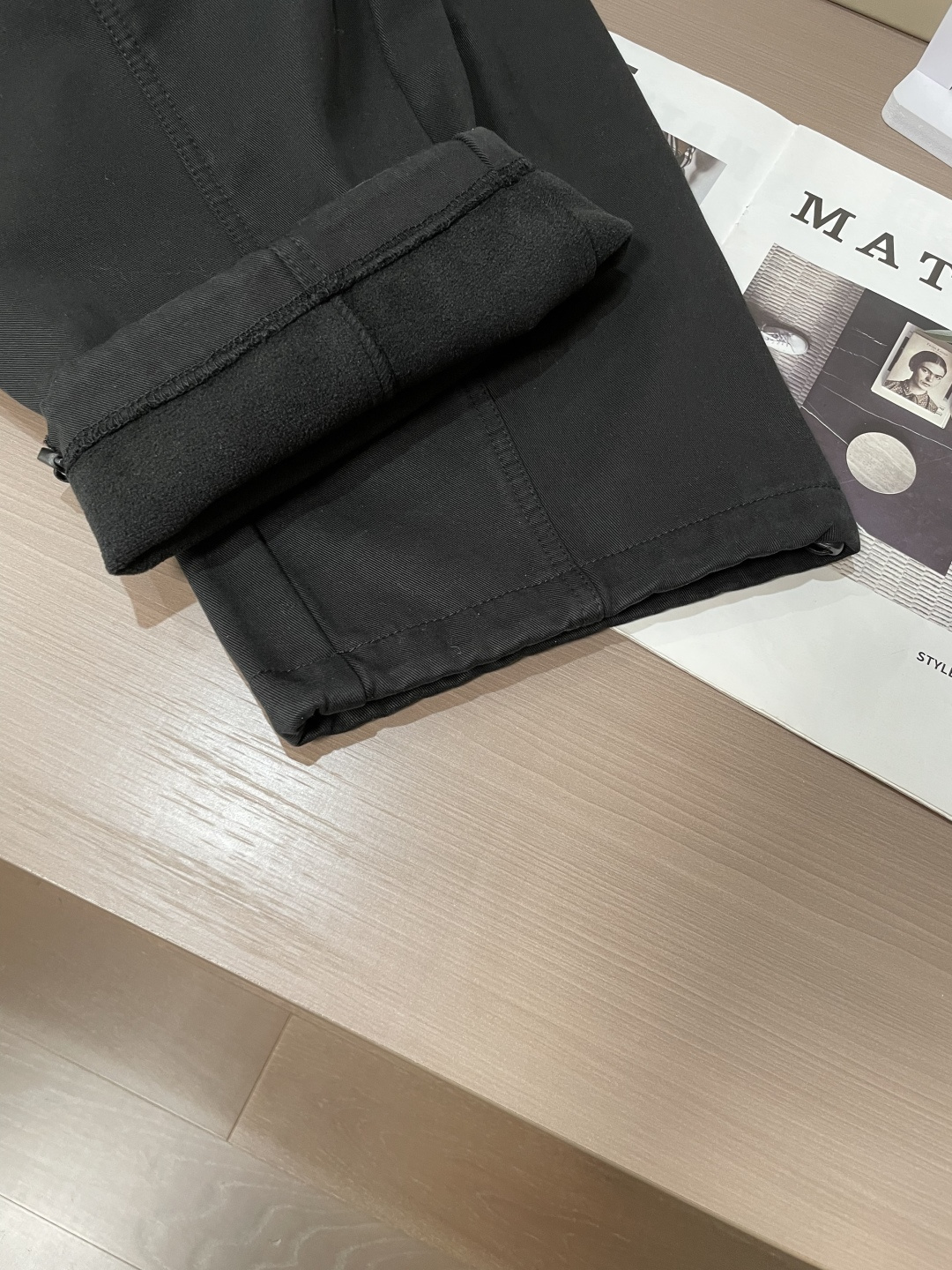 🌾马吉拉 2025秋冬最新系列男士加厚休闲裤！内里加绒，非常保暖，北方的宝子们赶紧备上！采用客供弹力柔棉