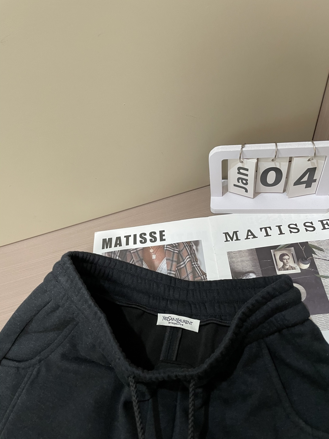 🌾 圣罗兰 2025秋冬最新系列男士加厚休闲裤！内里加绒，非常保暖，北方的宝子们赶紧备上！采用客供弹力柔