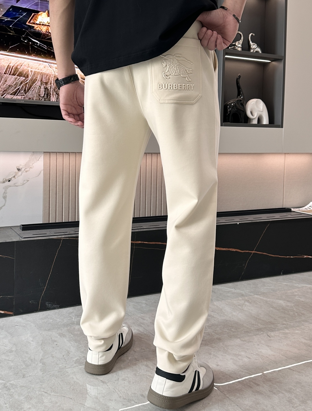 .BUR 2026春夏新款铜氨丝莫代尔空气层休闲卫裤，裤身上刺绣标志性品牌标识，客供定制品牌刻印五金配件
