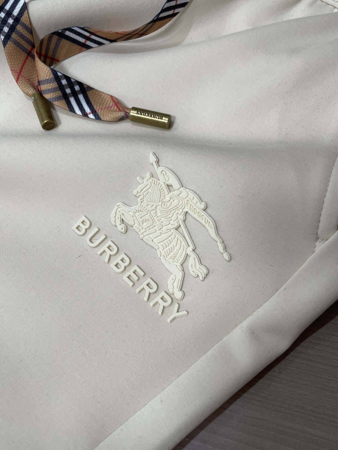 .BUR 2026春夏新款铜氨丝莫代尔空气层休闲卫裤，裤身上刺绣标志性品牌标识，客供定制品牌刻印五金配件