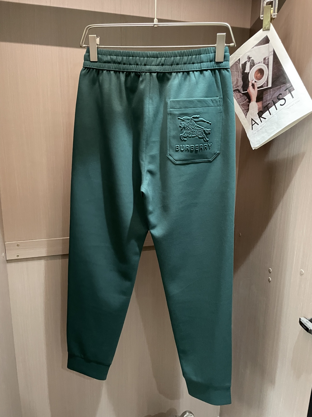 .BUR 2026春夏新款铜氨丝莫代尔空气层休闲卫裤，裤身上刺绣标志性品牌标识，客供定制品牌刻印五金配件