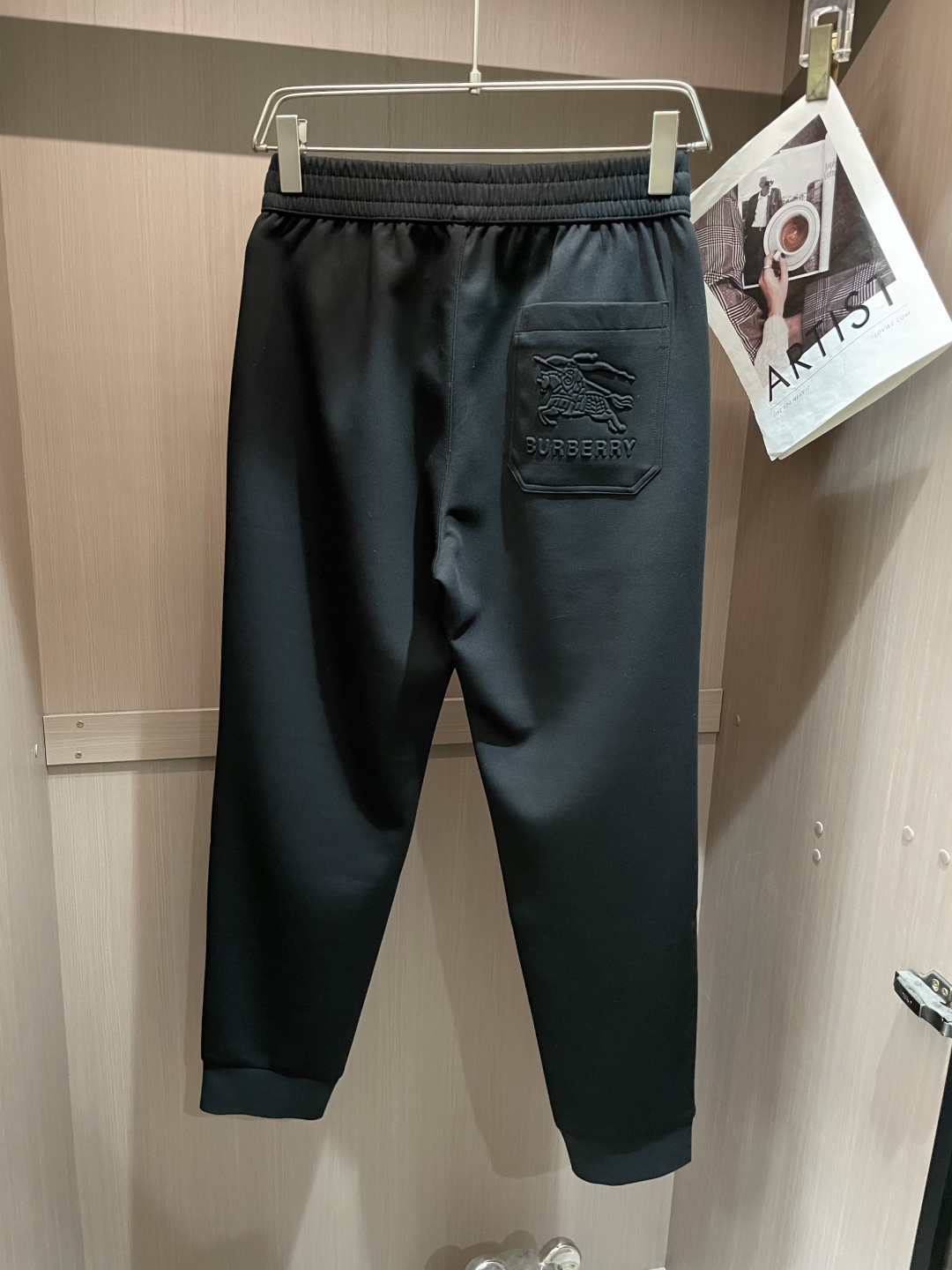 .BUR 2026春夏新款铜氨丝莫代尔空气层休闲卫裤，裤身上刺绣标志性品牌标识，客供定制品牌刻印五金配件