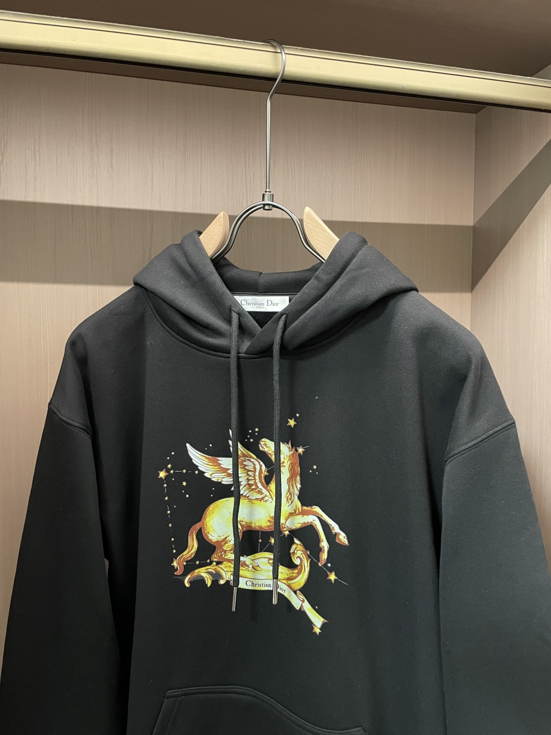 🌾 Dior /2025秋冬新品 马年限定/本命年宝宝快入定制顶级卫衣棉，面料特别有质感，冬季必备单品，