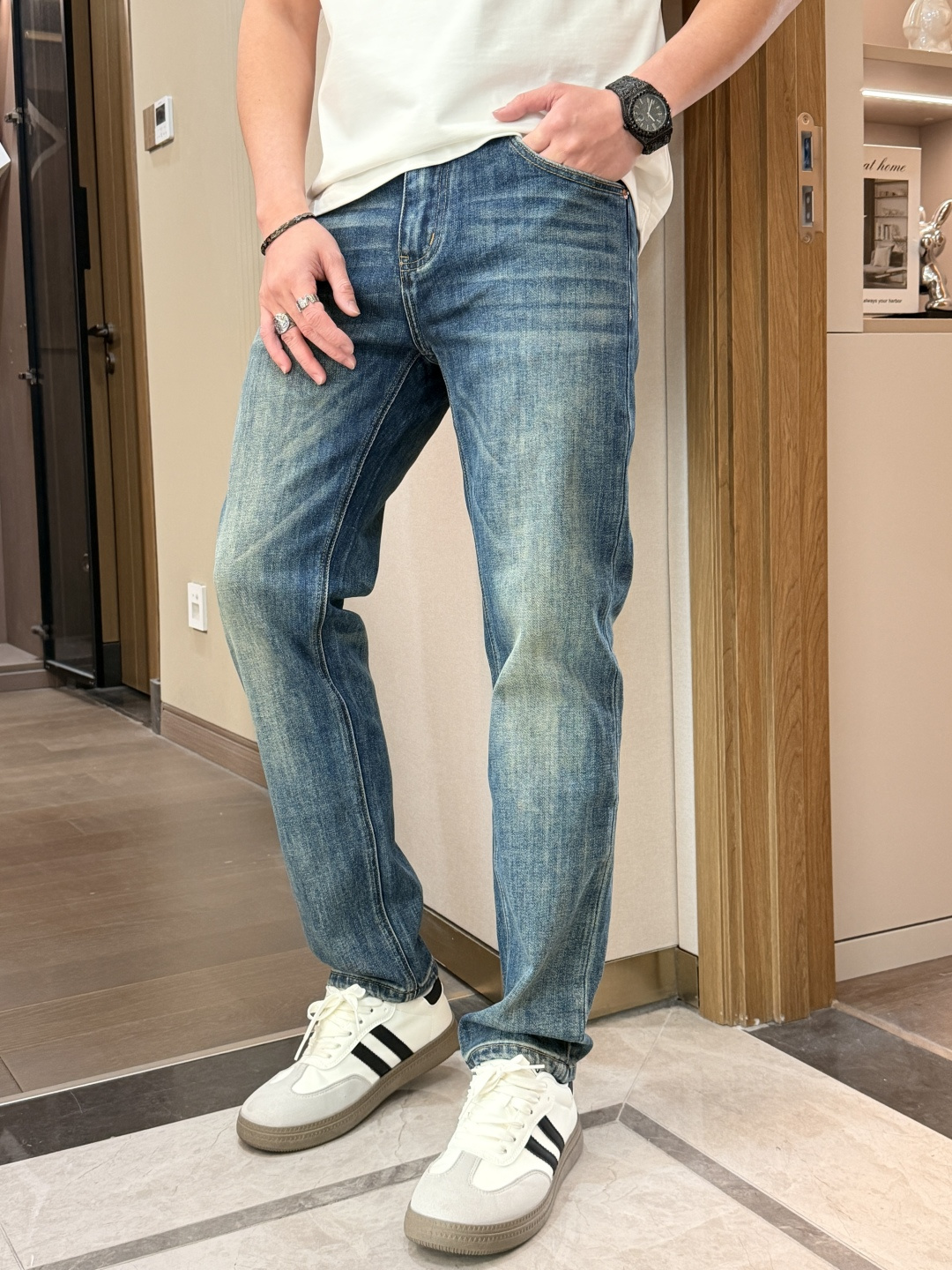 🌾拉夫劳伦专柜最新同款牛仔裤 面料版型做工绝绝子好穿不挑身材在搭配上没有太多的限制 随意简洁的衬托其他单