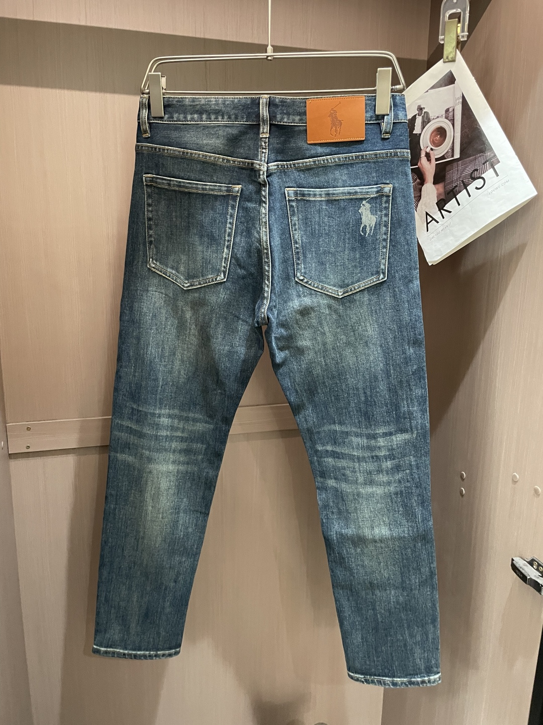 🌾拉夫劳伦专柜最新同款牛仔裤 面料版型做工绝绝子好穿不挑身材在搭配上没有太多的限制 随意简洁的衬托其他单