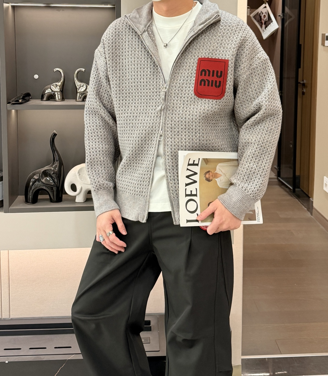 🌾 miumiu 新款开衫针织毛衣！经典永不过时！外观简洁干净，秋日可以单穿，深冬最为内搭！定制进口高支