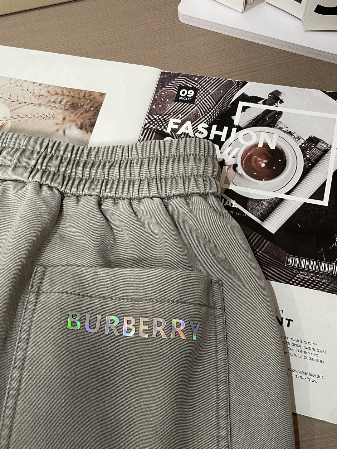 🌾 BUR 2025秋冬最新系列男士加厚休闲裤！内里加绒，非常保暖，北方的宝子们赶紧备上！采用客供弹力柔