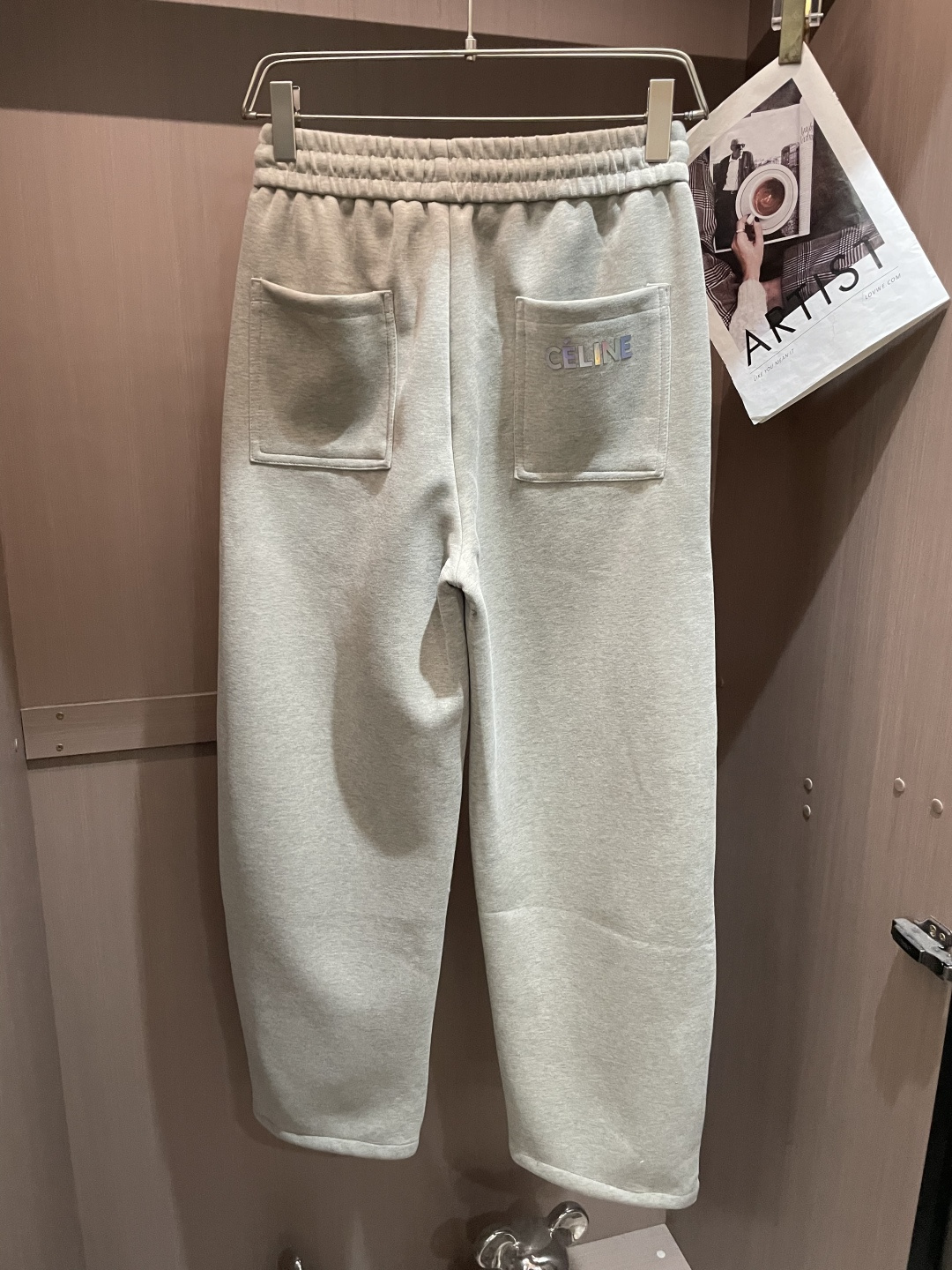 🌾 Celine 2025秋冬最新系列男士加厚休闲裤！内里加绒，非常保暖，北方的宝子们赶紧备上！采用客供