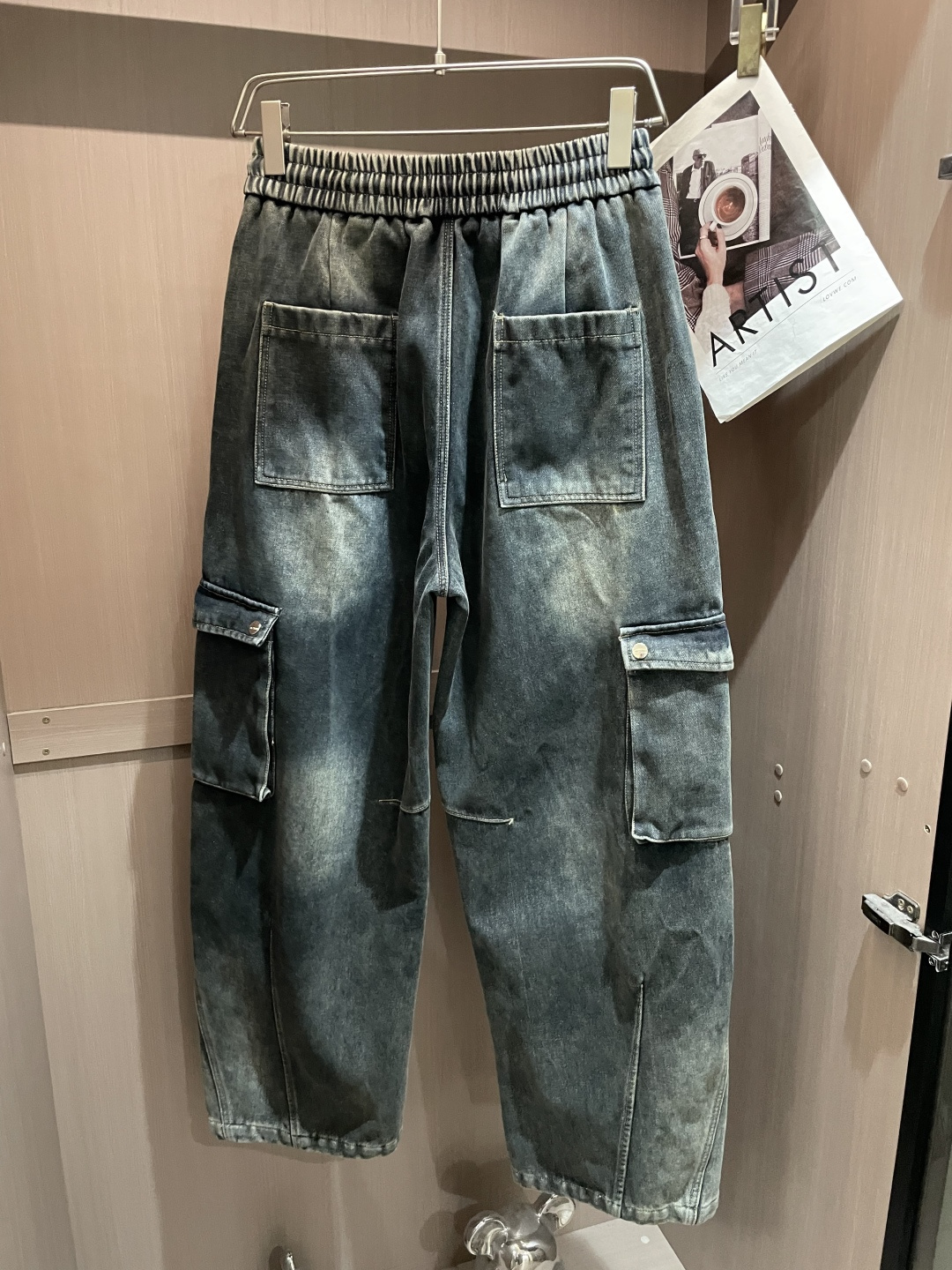 🌾 始祖鸟 秋冬最新休闲工装牛仔裤 加厚款！潮人必备 非常个性！内里加绒，非常保暖！舒适度极高。腰部订制